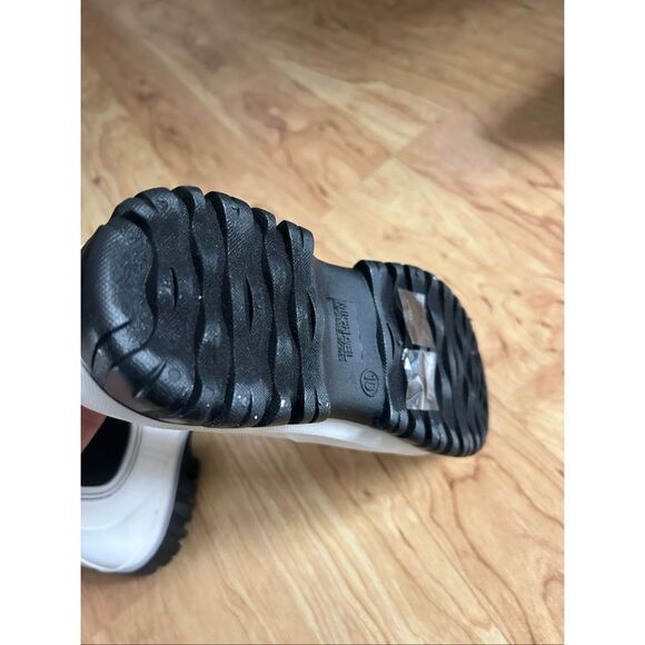 Michael Kors Tucker Rainboot - signature boot *NEW* - Ladies Size 10 no box tran - Picture 5 of 8